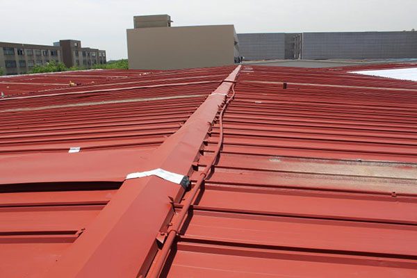 彩鋼瓦翻新的專用漆需要具備哪些特點？